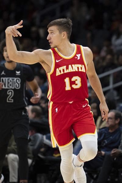 Trae Young scores season-high 43 points, Hawks outlast Nets 147-145 in overtime